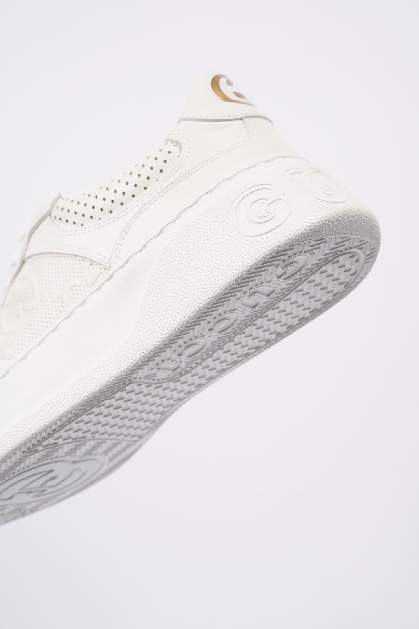 Gucci GG Embossed White Leather EU 38 UK 5