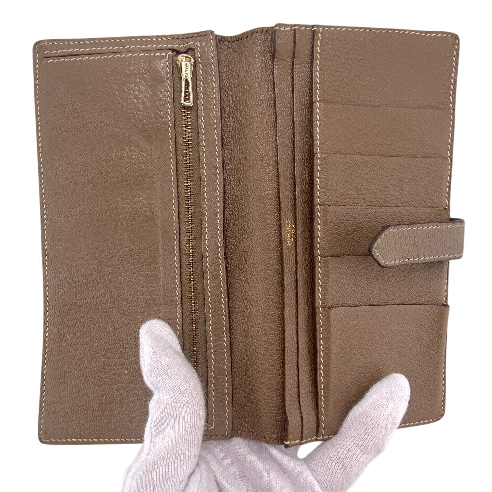 HERMES Bifold Wallet Chevre Mysore, Leather beige Hermes Bearn Soufflet Chevre Mysore Wallet Etoupe Gold Metal □O:2011