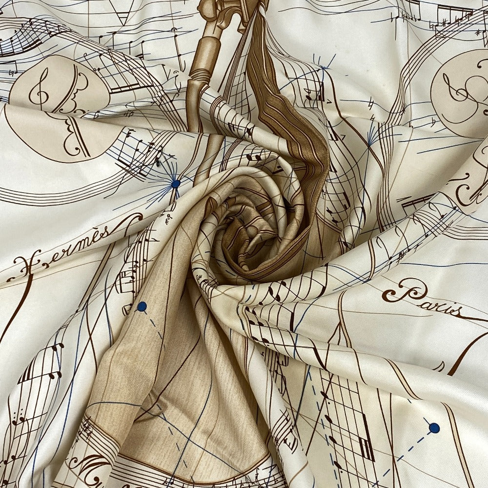 HERMES scarf silk beige Violin Music played by spheres Carre90