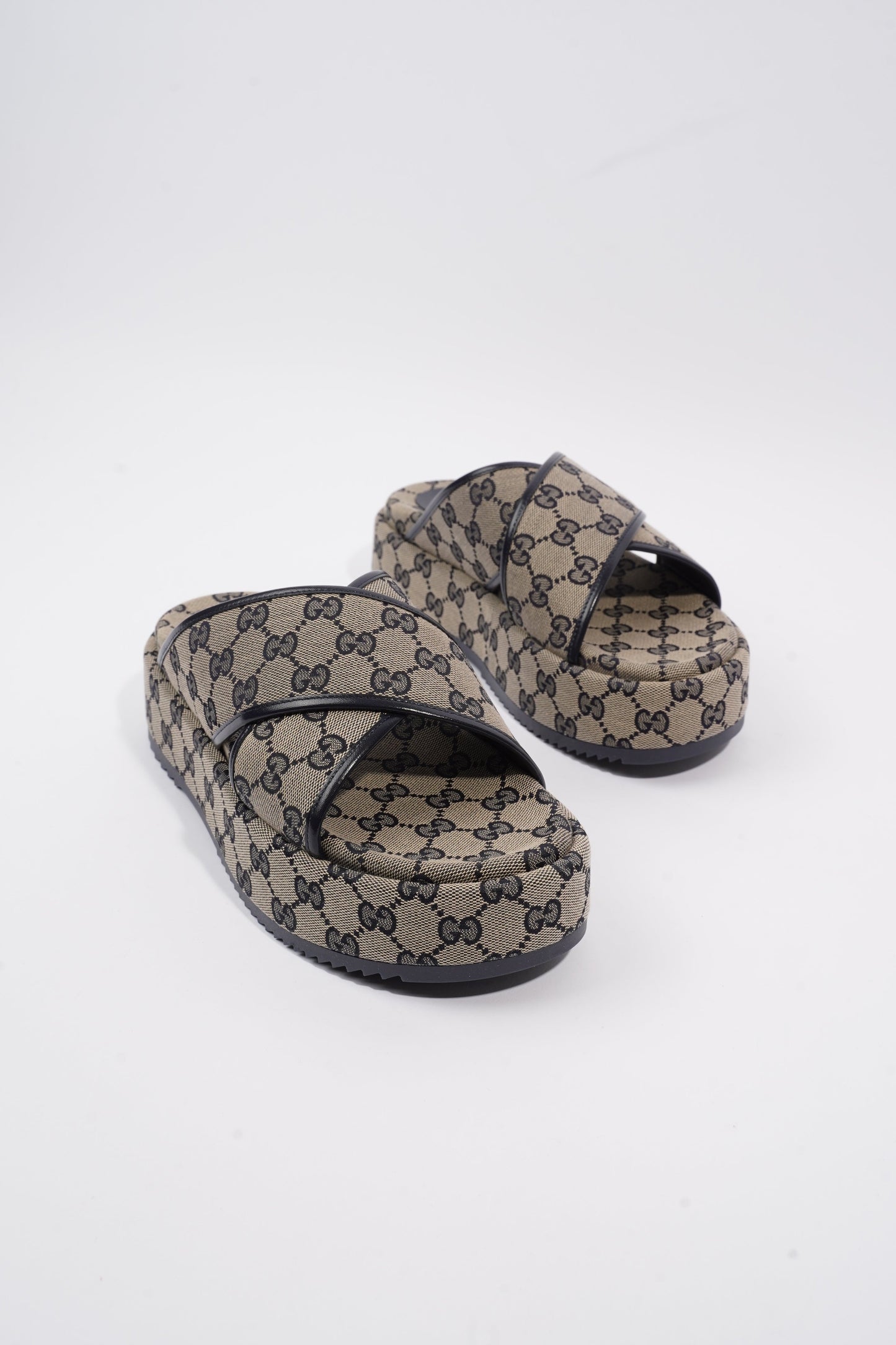 Gucci Angelina GG Supreme Beige Monogram / Navy Canvas EU 39 UK 6