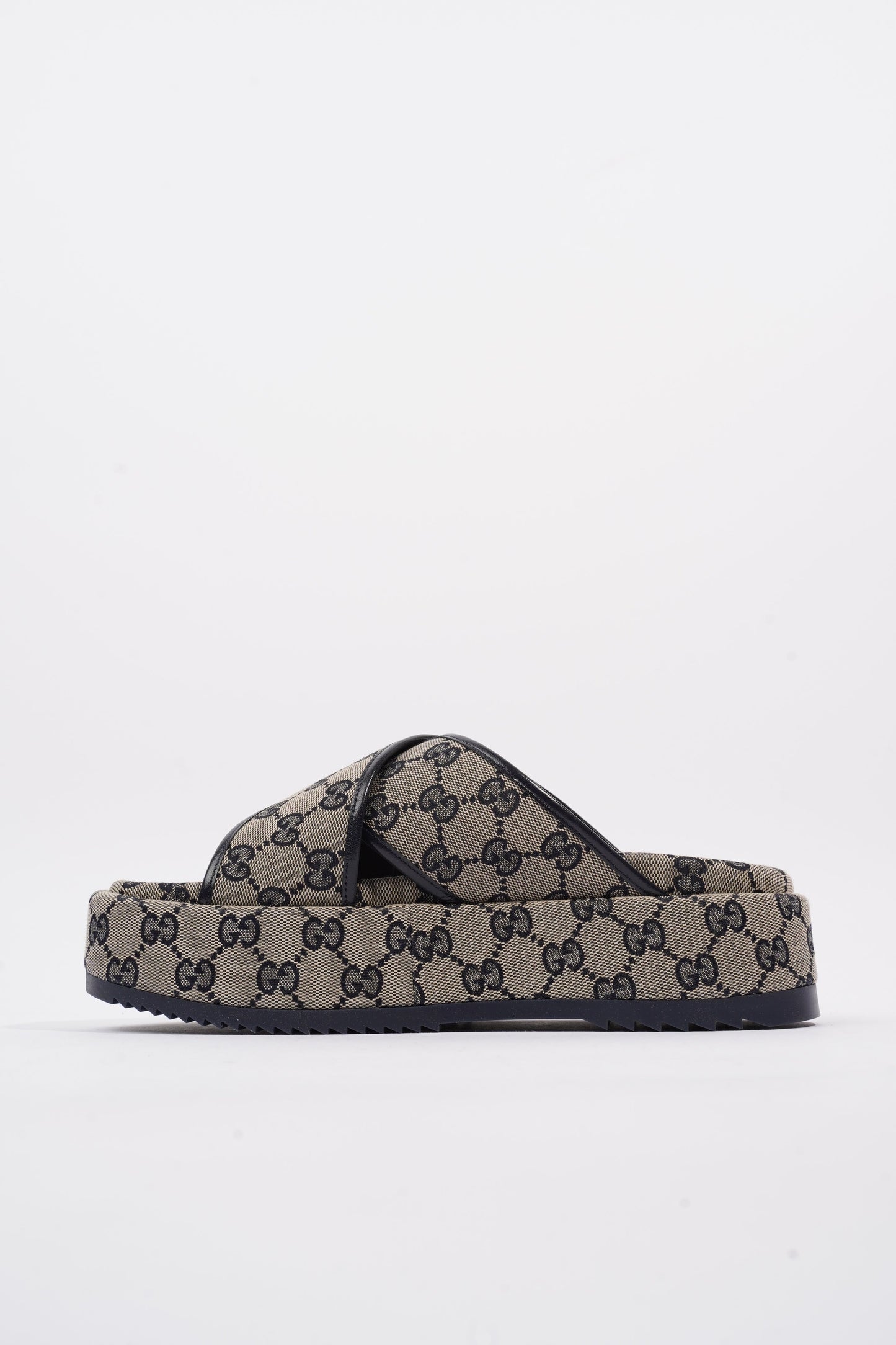 Gucci Angelina GG Supreme Beige Monogram / Navy Canvas EU 39 UK 6