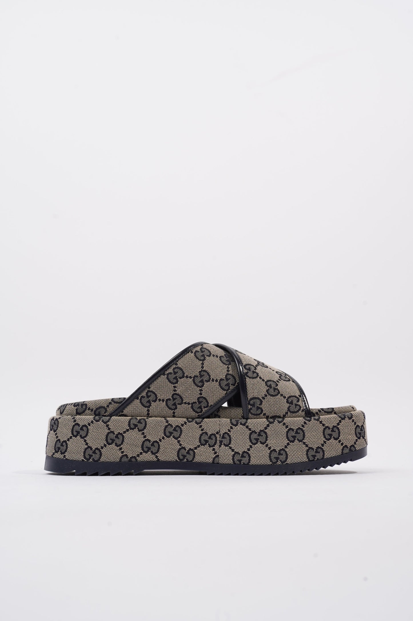 Gucci Angelina GG Supreme Beige Monogram / Navy Canvas EU 39 UK 6