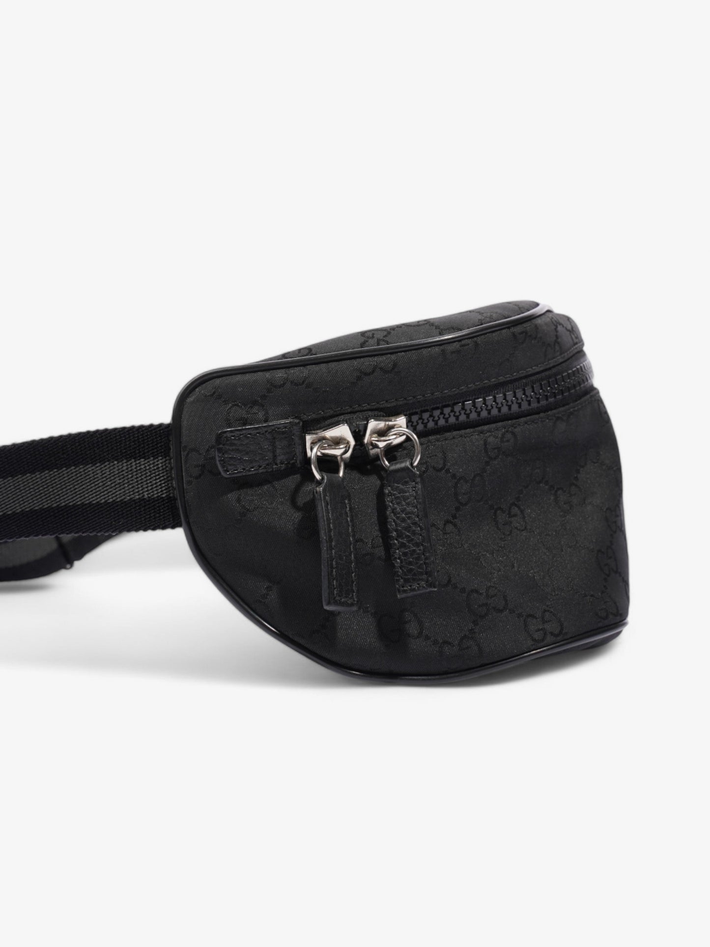 Gucci GG Bum Bag GG Supreme / Black Canvas