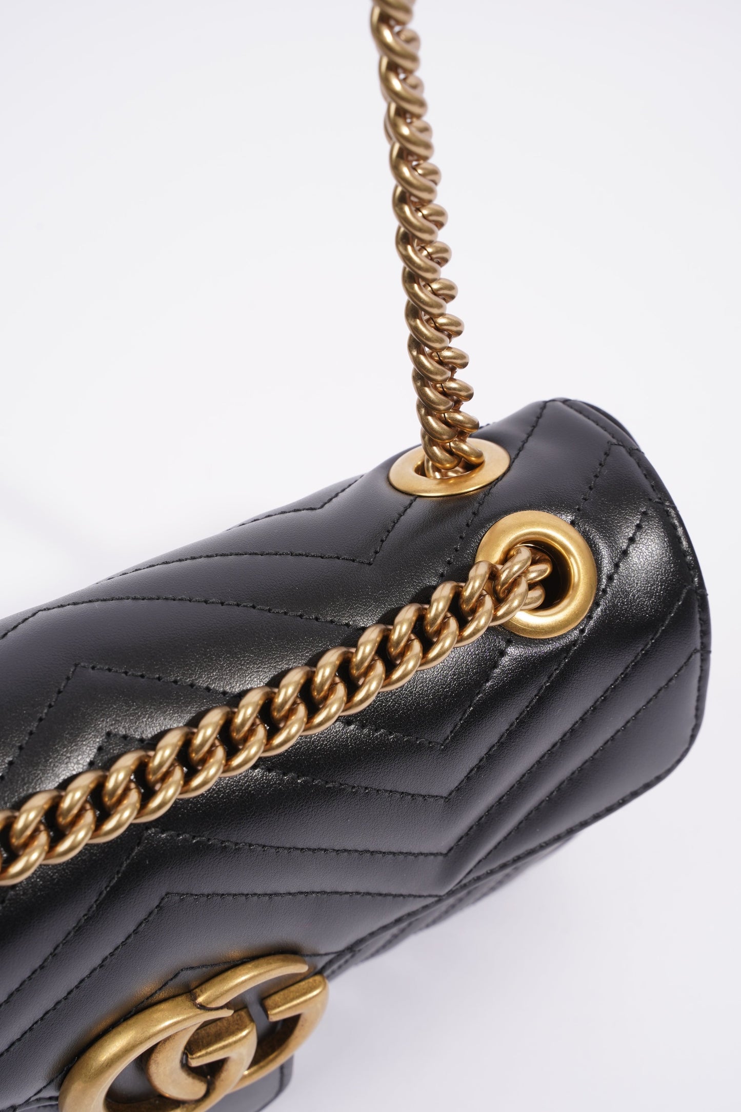 Gucci Marmont Flap Black Matelasse Leather Small