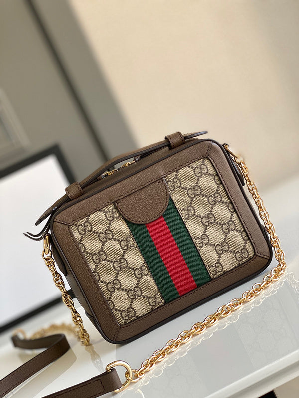 Gucci   Luxury Bags  966