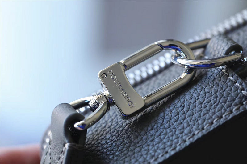 Alice bags - Louis Vuittons  - 9970