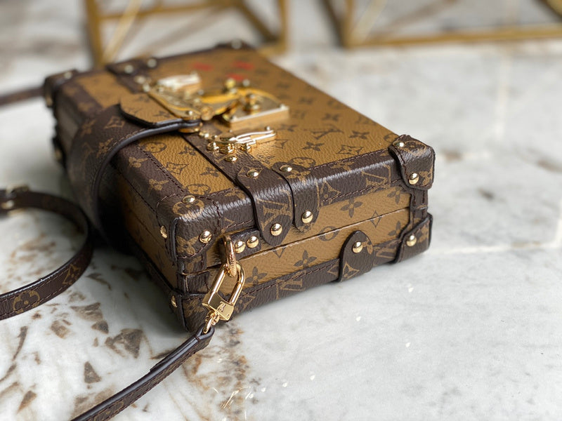 Alice bags- Louis Vuittons  - 16680