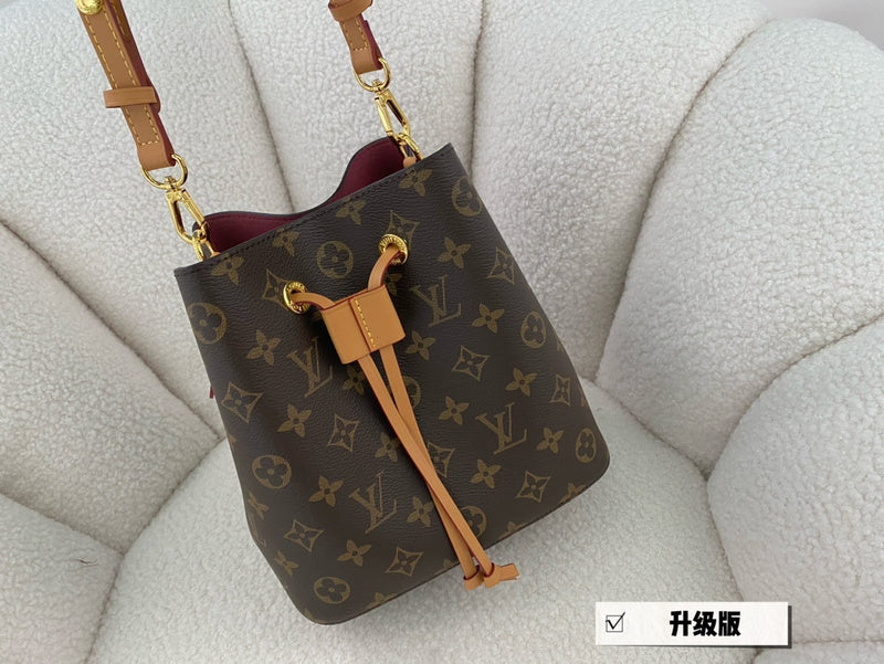 Alice bags - Louis Vuittons  - 15076
