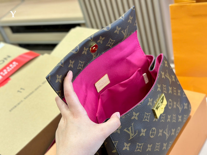Alice bags - Louis Vuittons  - 14847