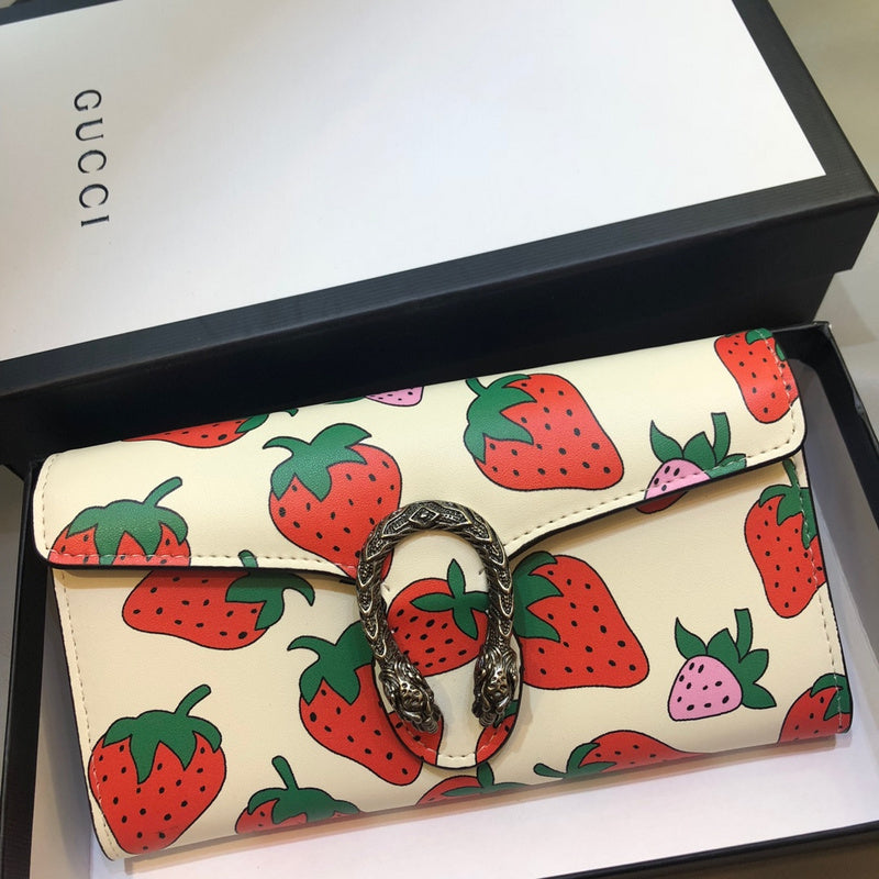 Gucci   Luxury Bags  1353