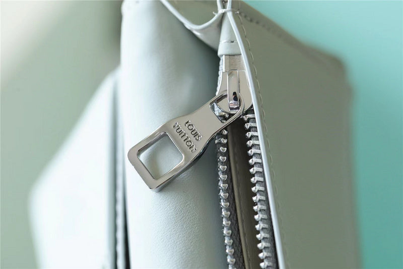 Alice bags - Louis Vuittons  - 10526