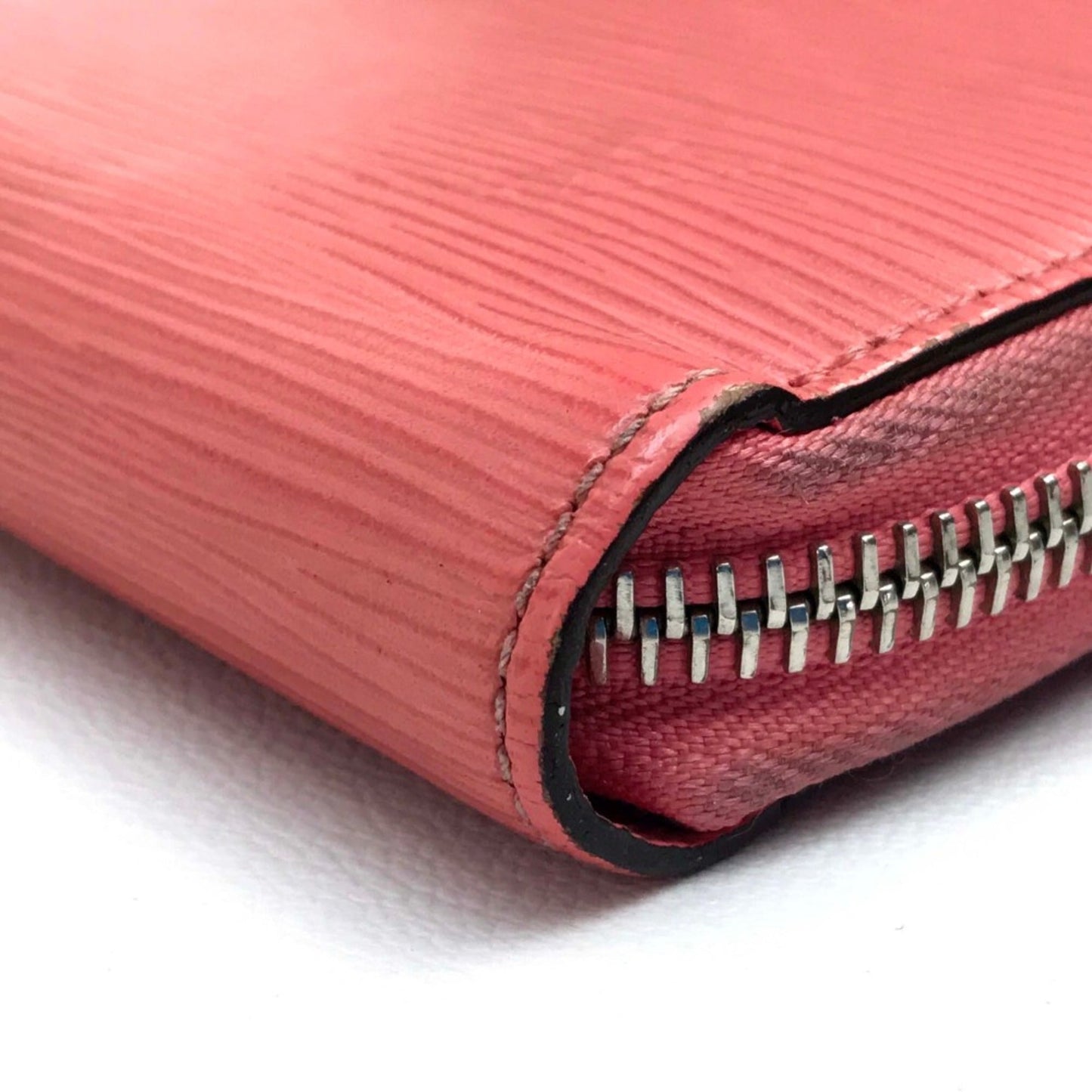 Louis Vuitton  Leather Long Wallet (Bi-Fold)