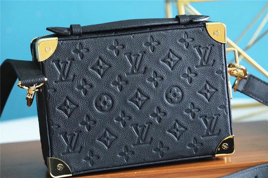Alice bags - Louis Vuittons  - 10125