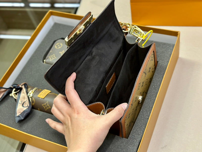 Alice bags - Louis Vuittons  - 14895
