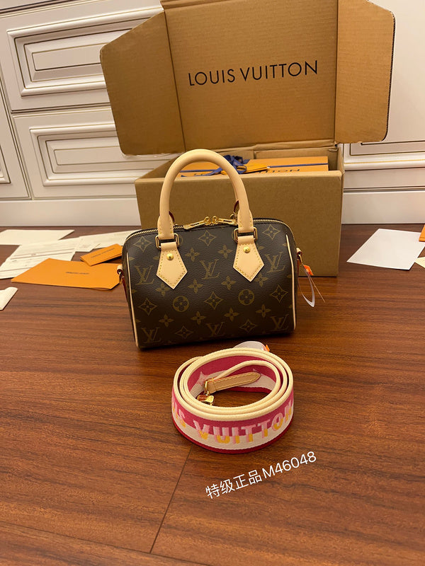 Alice bags- Louis Vuittons  - 16707