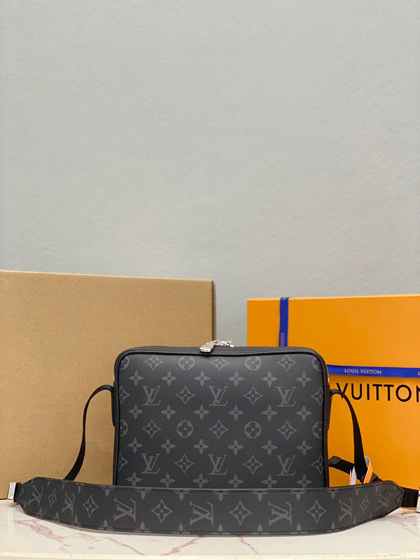 Alice Bags- Louis Vuittons  - 16243