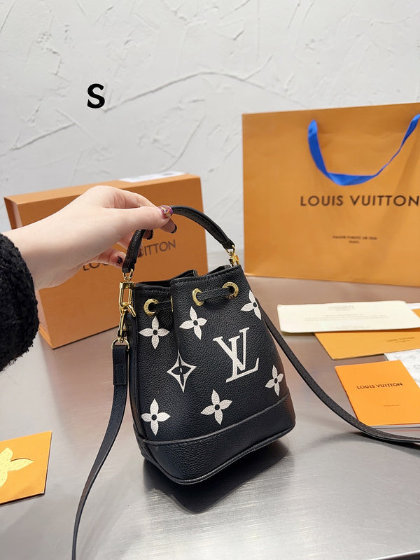 Alice bags - Louis Vuittons  - 15135