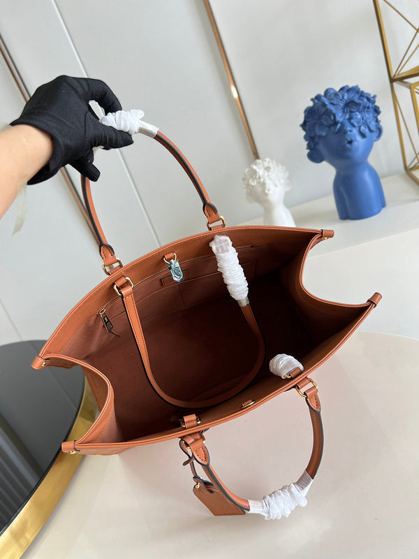 Alice Bags- Louis Vuittons  - 16315
