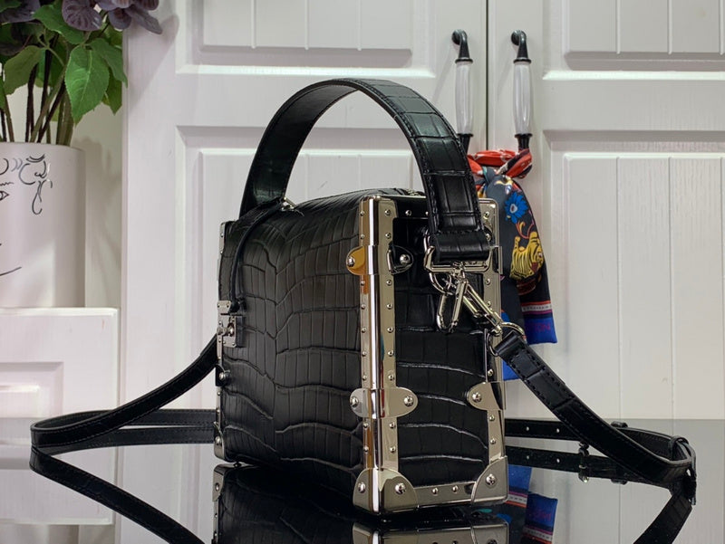 Alice bags - Louis Vuittons  - 15219