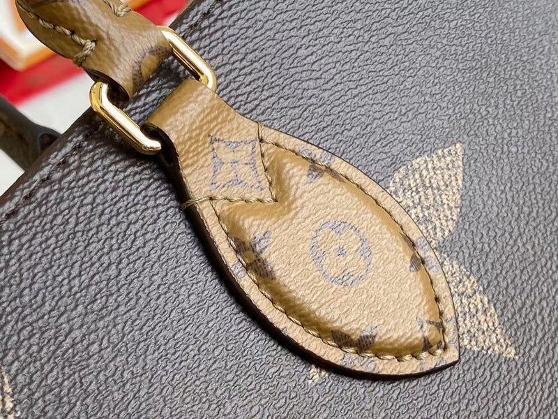 Alice Bags- Louis Vuittons  - 16568
