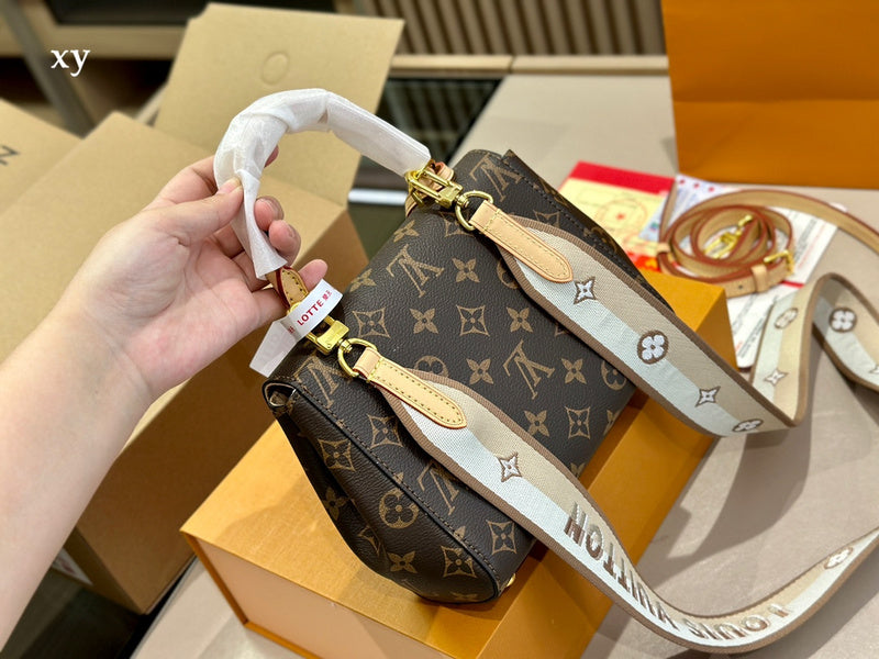 Alice bags - Louis Vuittons  - 14849