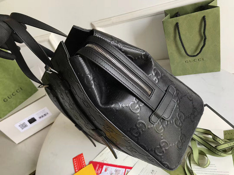 Gucci   Luxury Bags  1064