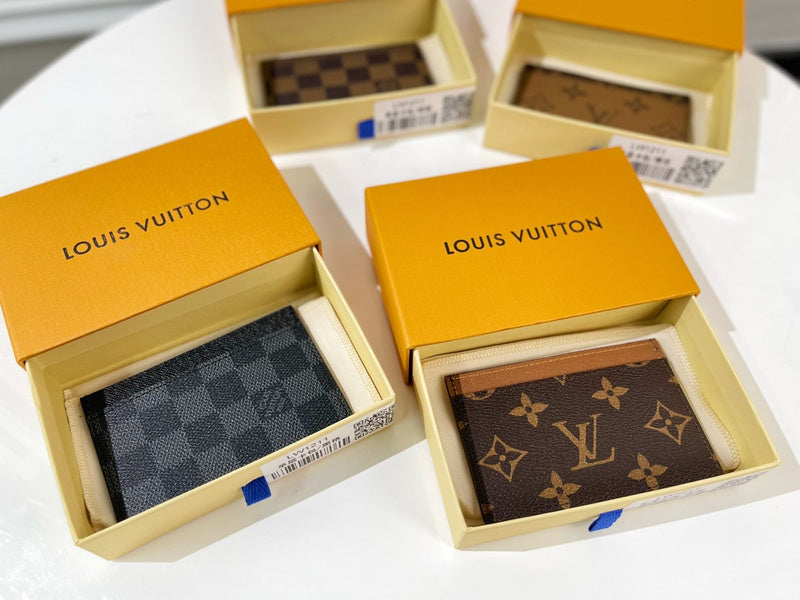 Alice Bags- Louis Vuittons  - 16293
