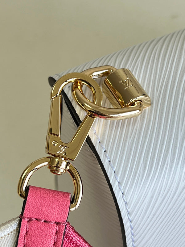 Alice Bags- Louis Vuittons  - 16428
