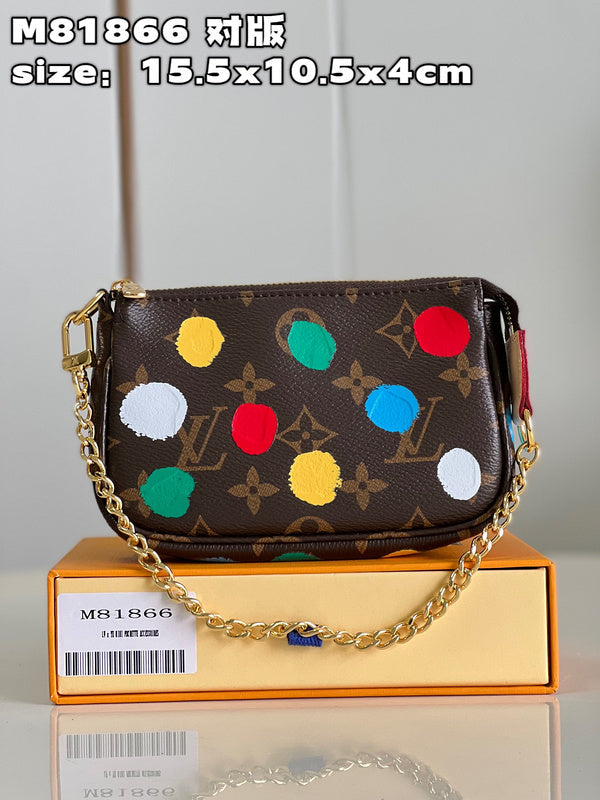 Alice bags - Louis Vuittons  - 15705