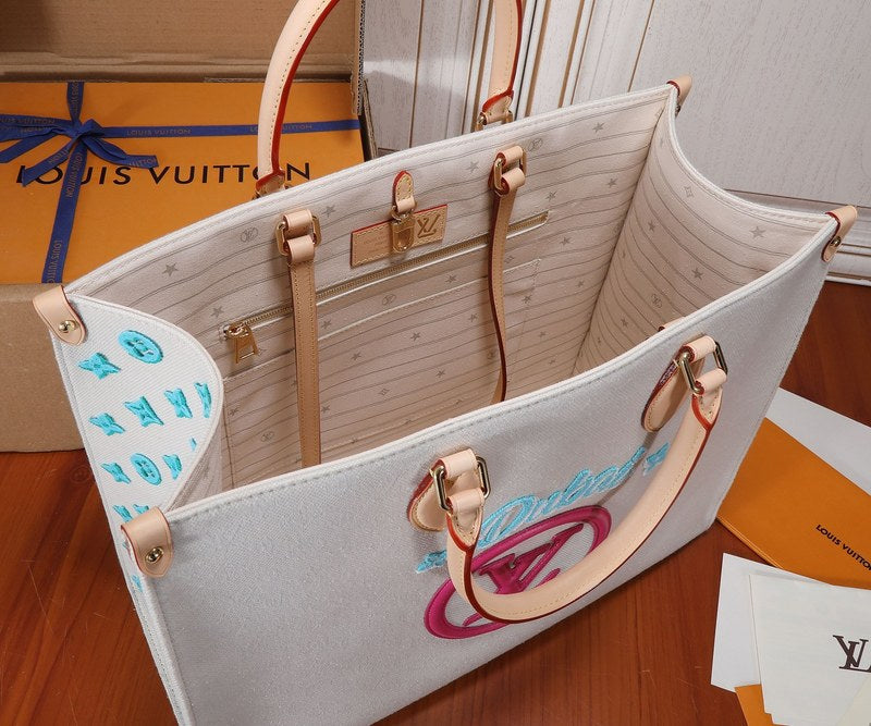 Alice Bags- Louis Vuittons  - 16522