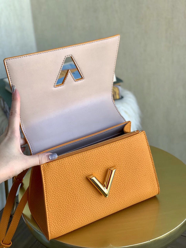 Alice Bags- Louis Vuittons  - 15873