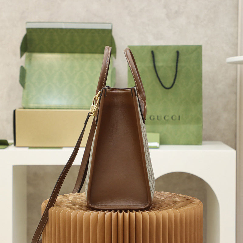 Gucci   Luxury Bags  986