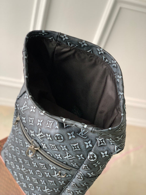 Alice Bags- Louis Vuittons  - 16044
