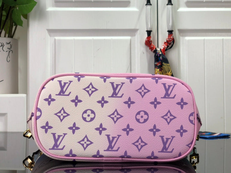 Alice Bags- Louis Vuittons  - 16504