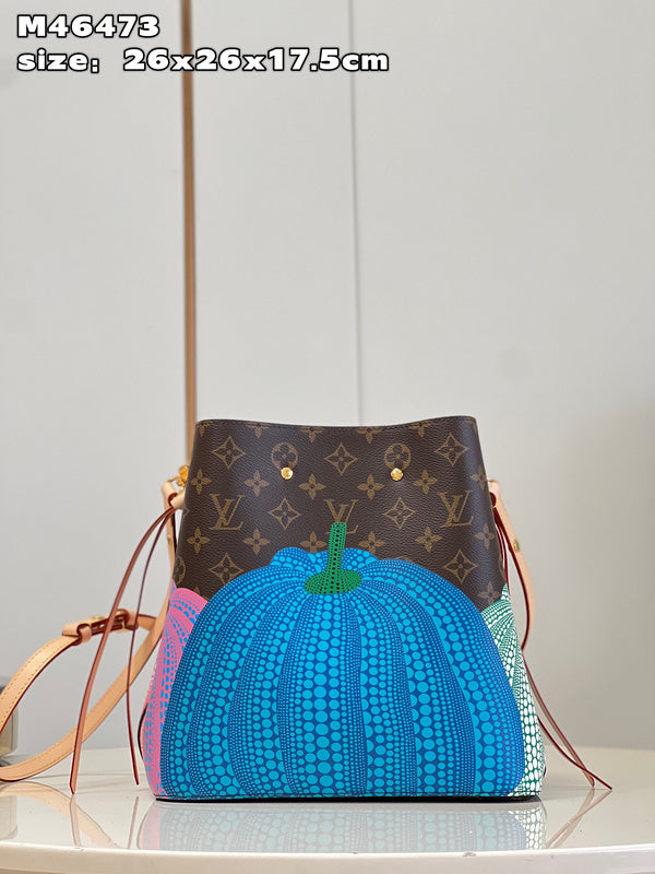 Alice bags - Louis Vuittons  - 15450