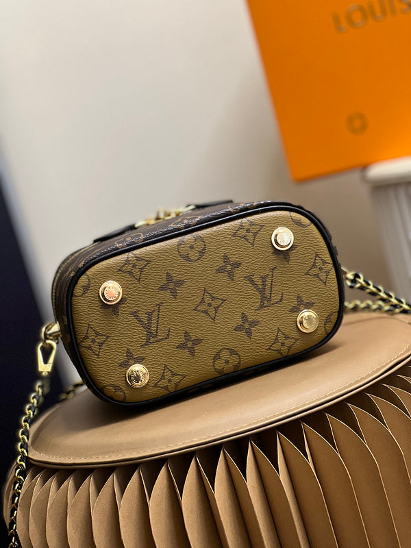 Alice  Bags- Louis Vuittons  - 16145