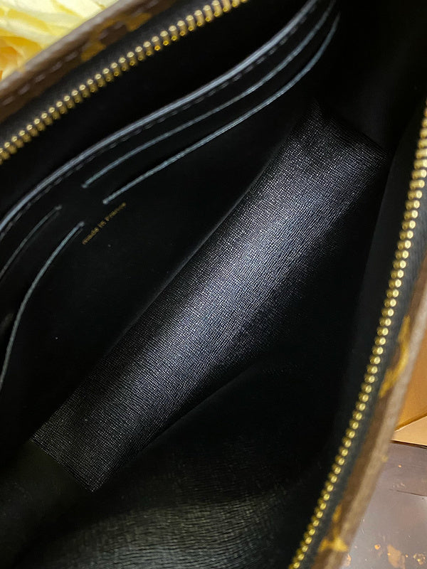 Alice  Bags- Louis Vuittons  - 16579