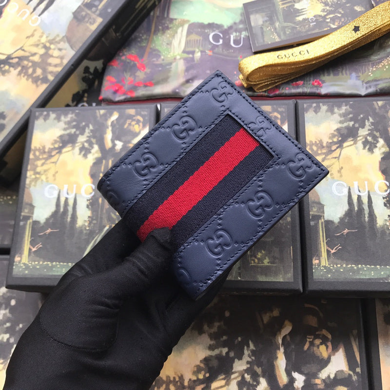 Gucci   Luxury Bags  950