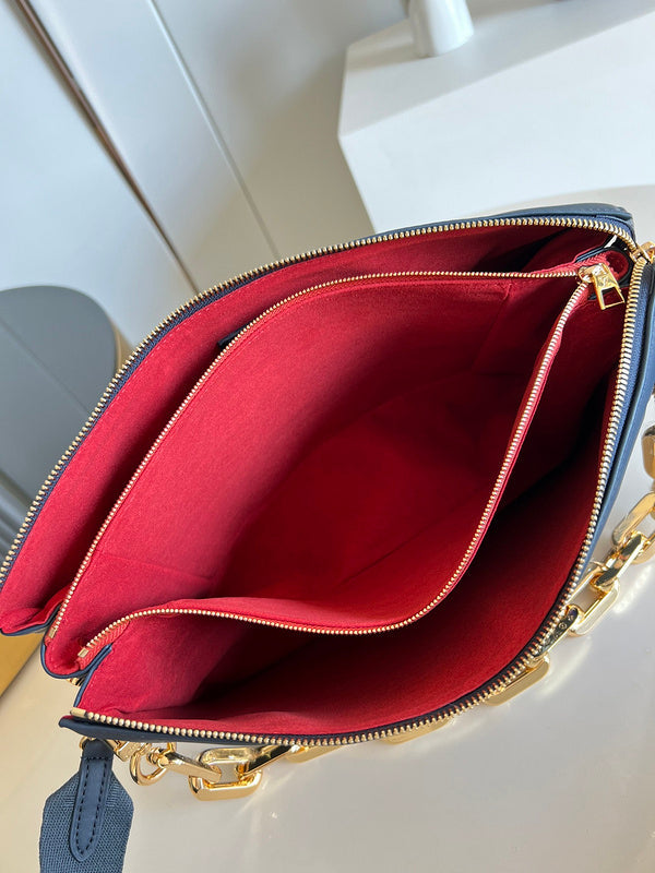 Alice Bags- Louis Vuittons  - 16255