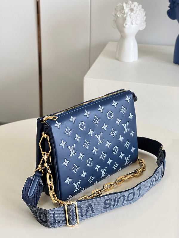 Alice Bags- Louis Vuittons  - 16576