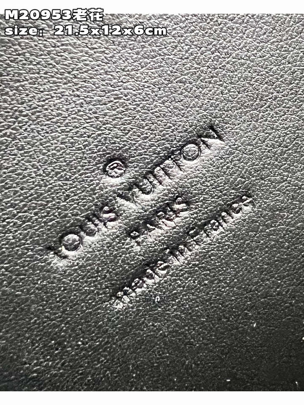 Alice bags - Louis Vuittons  - 15400