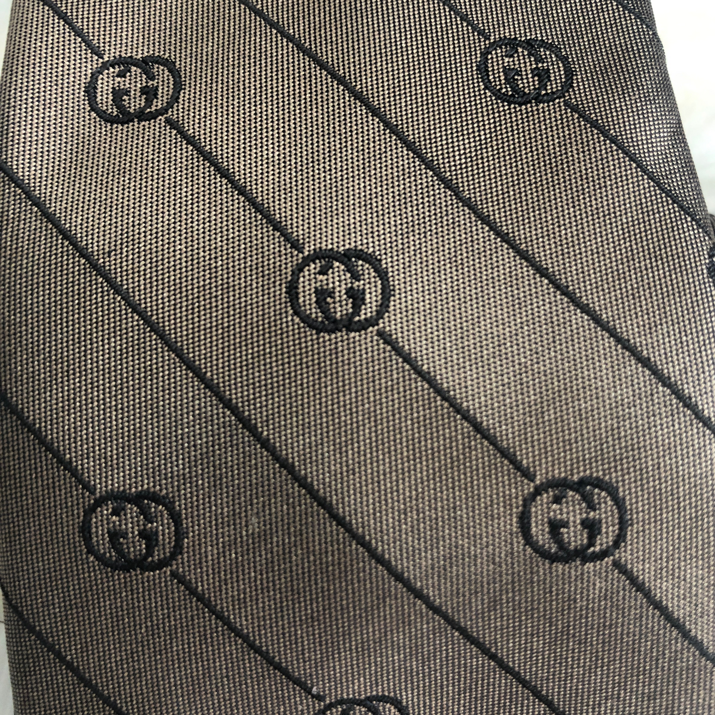 Gucci GG Striped Silk-jacquard Tie in Brown
