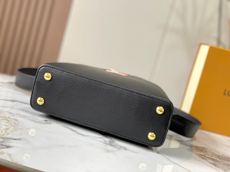 Alice Bags- Louis Vuittons  - 16017