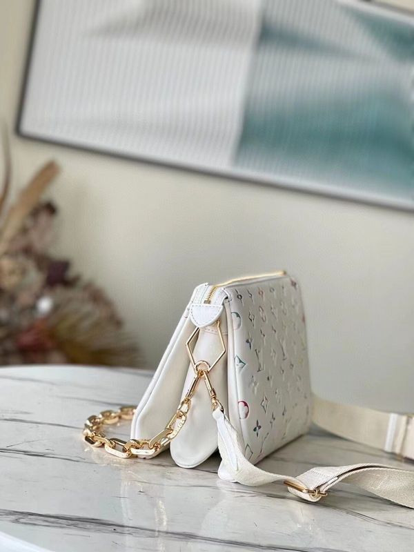 Alice Bags- Louis Vuittons  - 16355