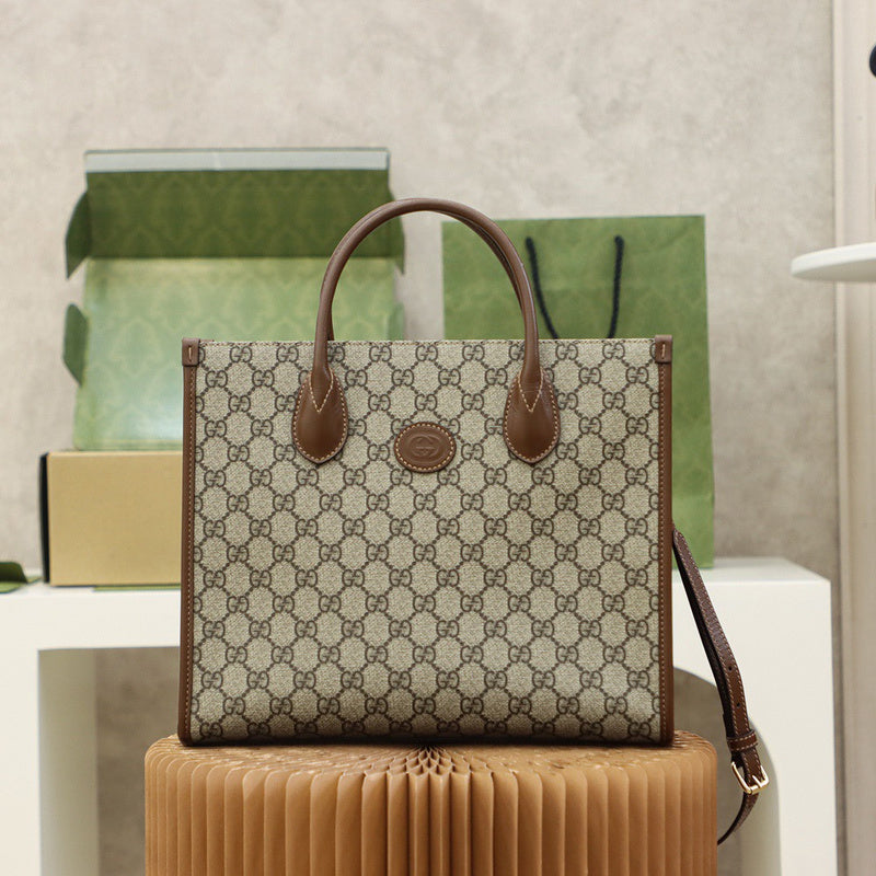 Gucci   Luxury Bags  986