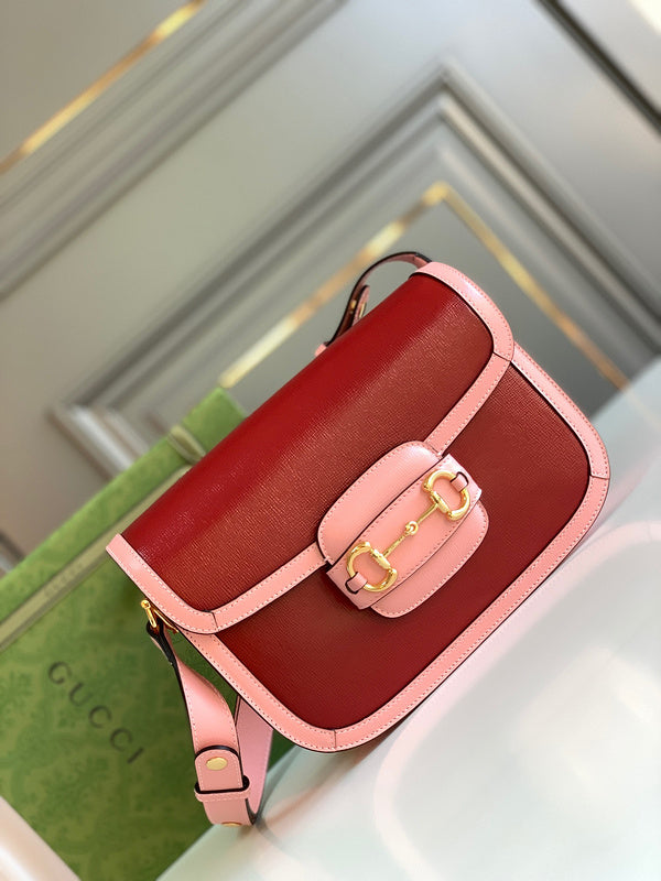 Gucci   Luxury Bags  1085