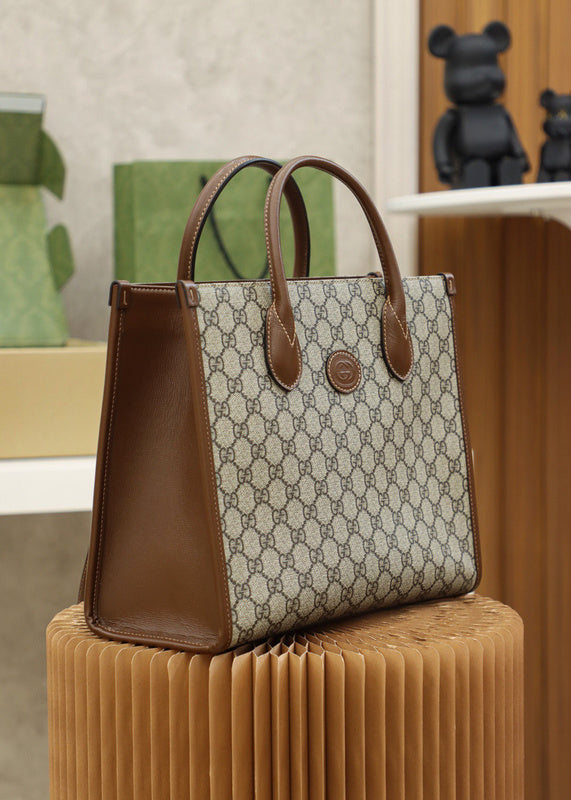 Gucci   Luxury Bags  986