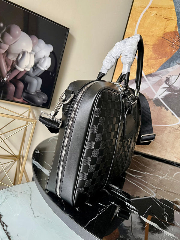 Alice Bags- Louis Vuittons  - 16354