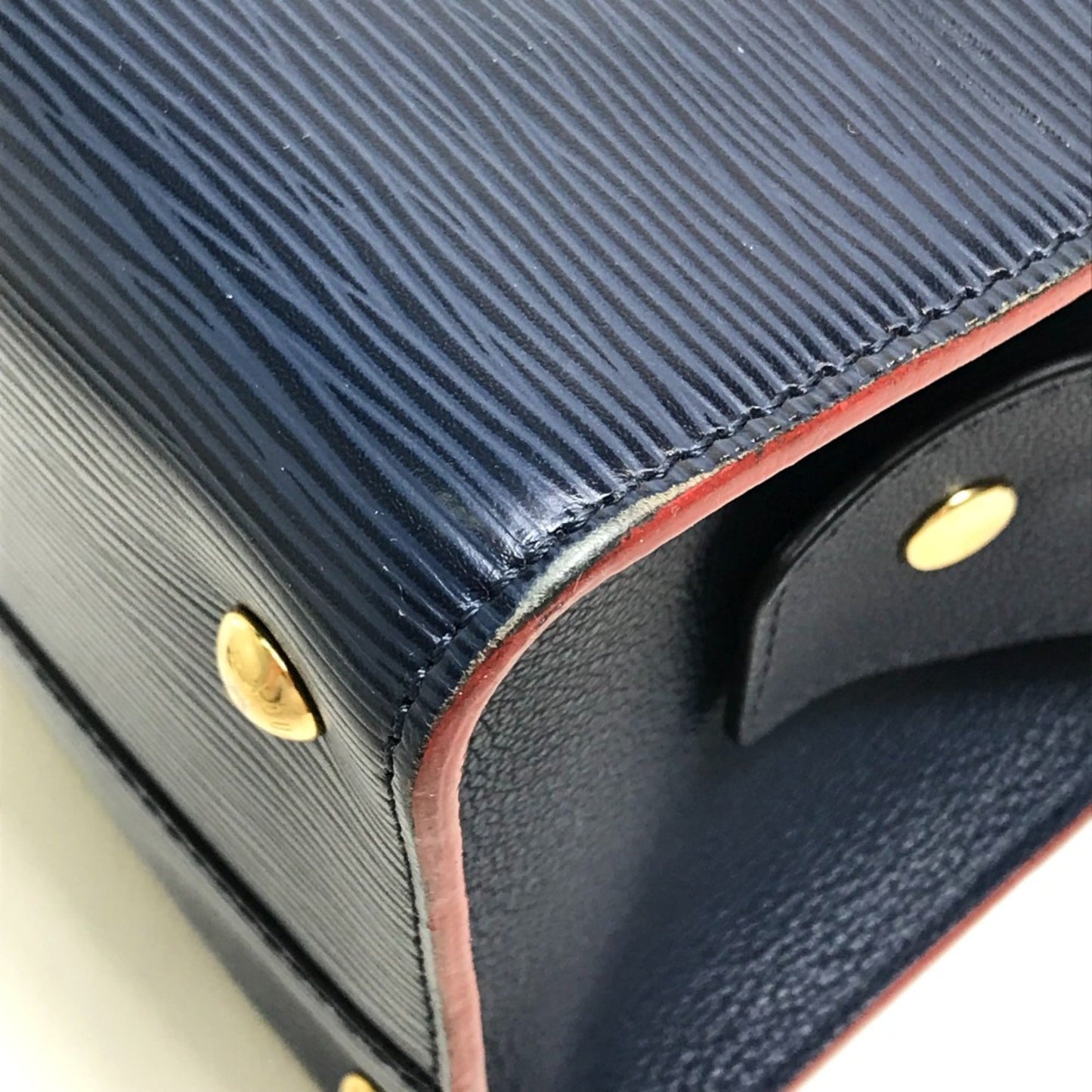 Louis Vuitton  Leather Handbag