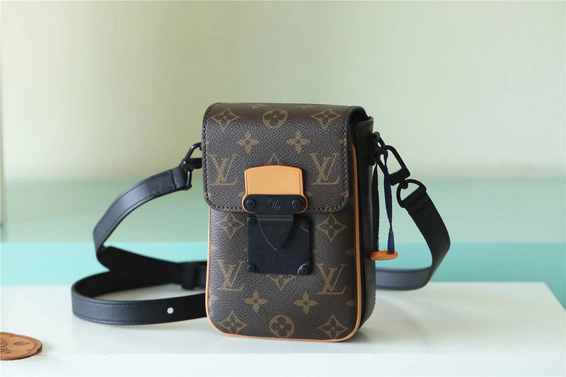Alice bags - Louis Vuittons  - 9924